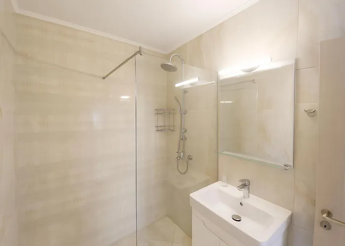 Elegant Artur דירה