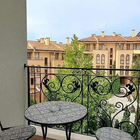 Elegant Artur Apartment