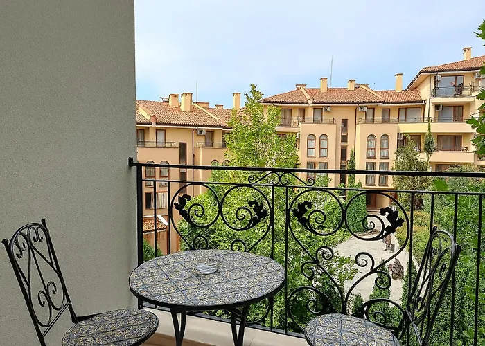 Elegant Artur 아파트